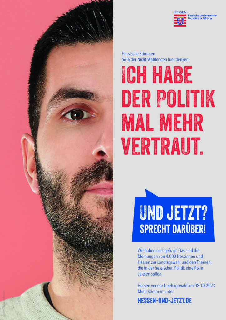 Farbplakat: Bärtiger Mann vor orangenem Hintergrund.